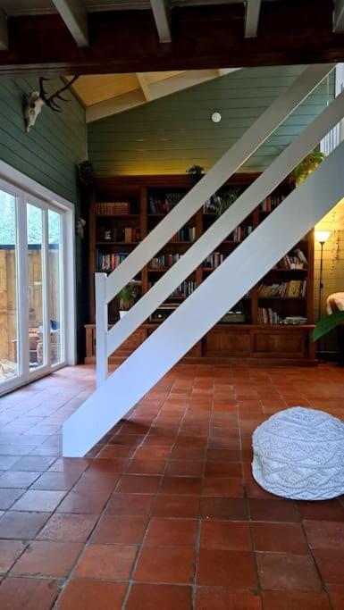 Comfortable Chalet In A Unique Location In Forest Essen Dış mekan fotoğraf