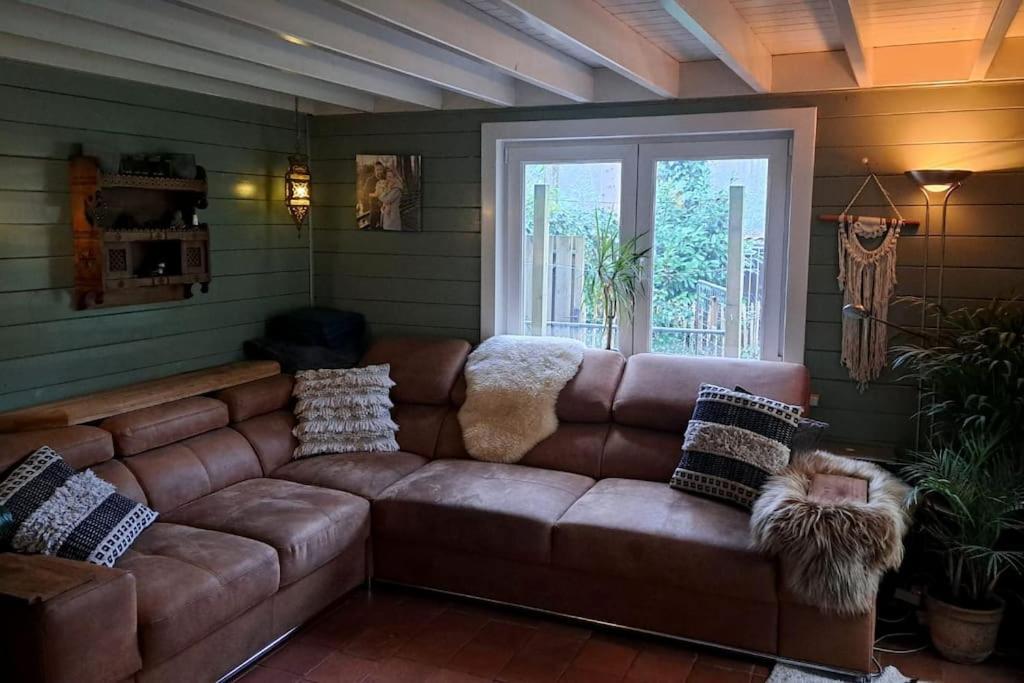Comfortable Chalet In A Unique Location In Forest Essen Dış mekan fotoğraf