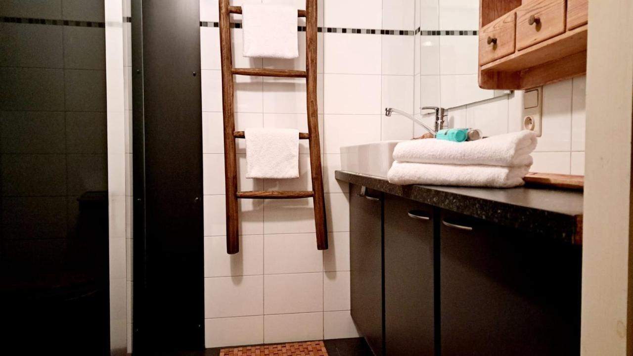 Comfortable Chalet In A Unique Location In Forest Essen Dış mekan fotoğraf